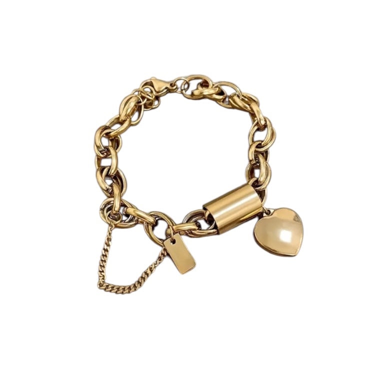 GOLD HEART BRACELET