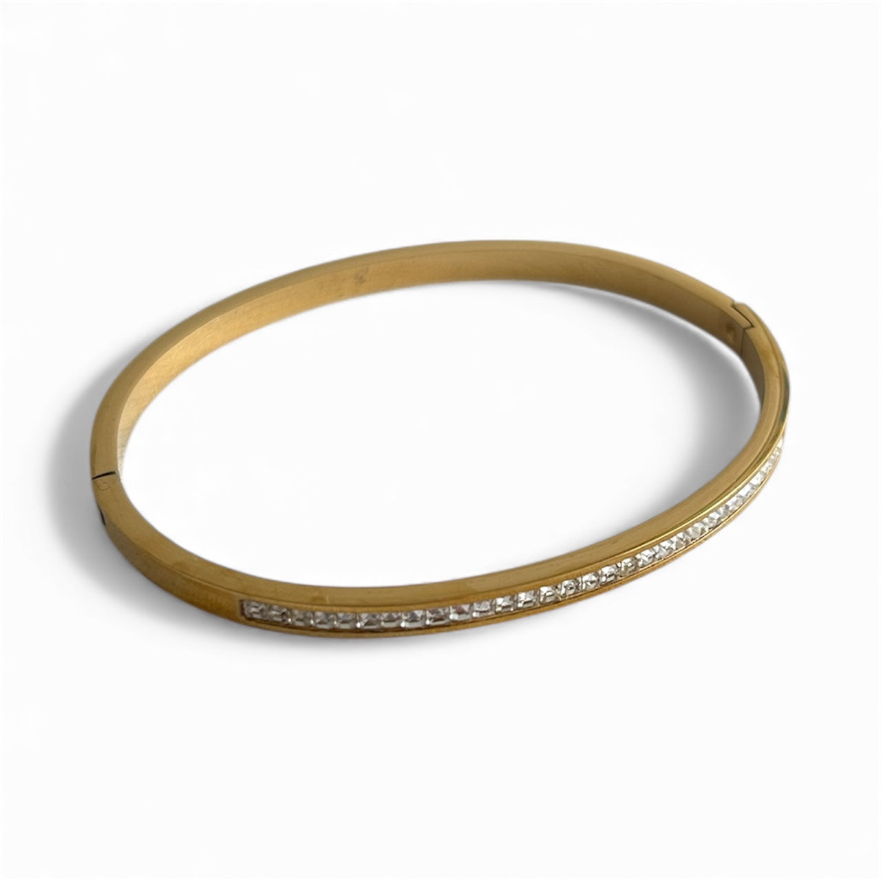 MAITÉ BANGLE
