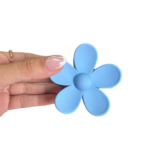 BABY BLUE FLOWER HAIRCLIP